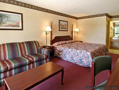 Super 8 By Wyndham Brunswick South I-95 Motel Værelse billede